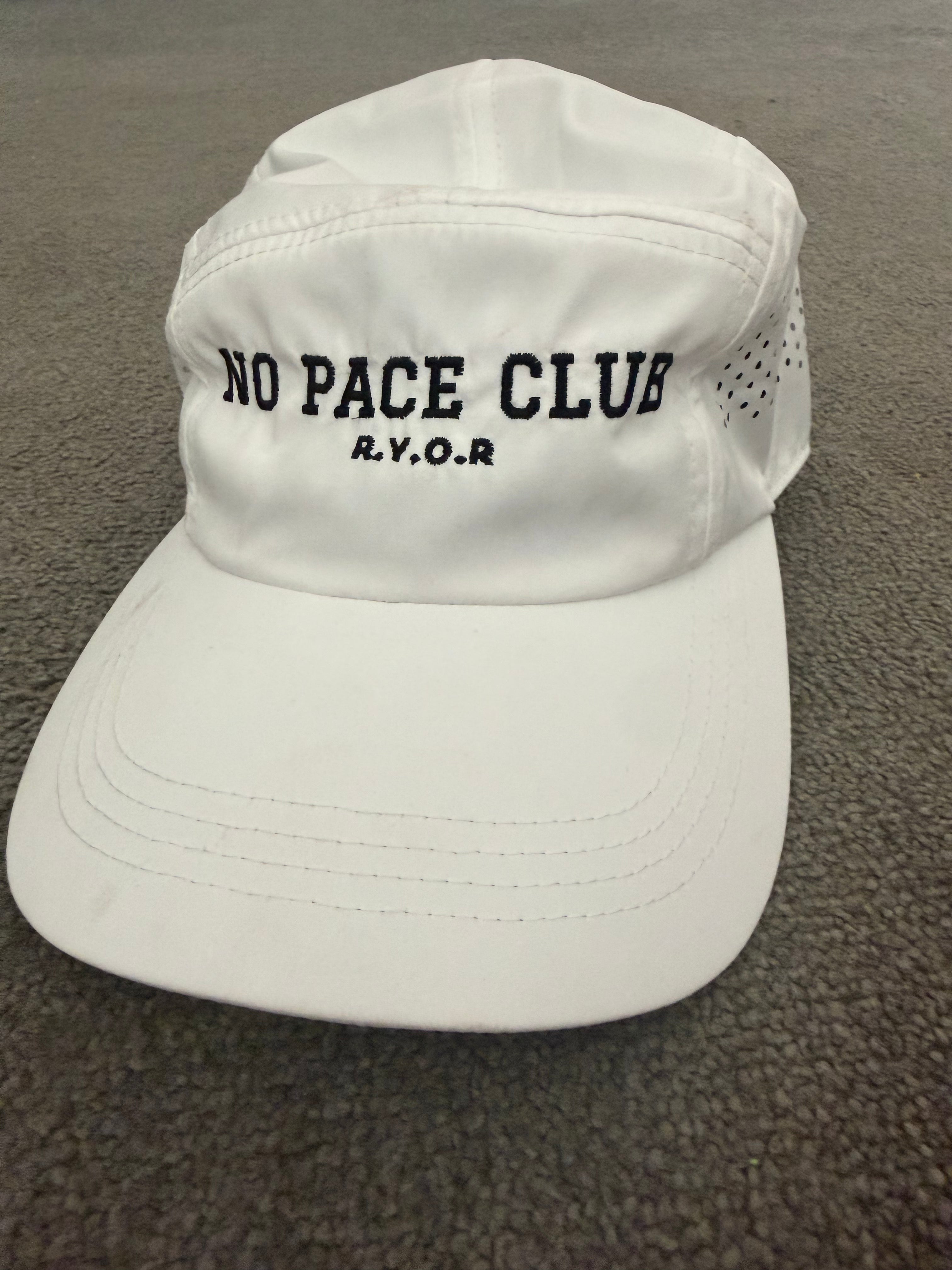 No Pace Club Technical Running Cap – White