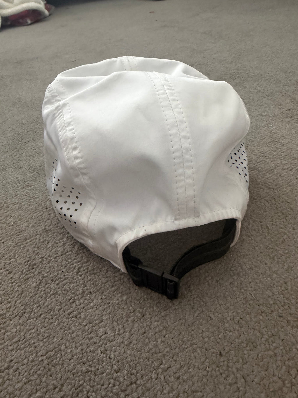 No Pace Club Technical Running Cap – White